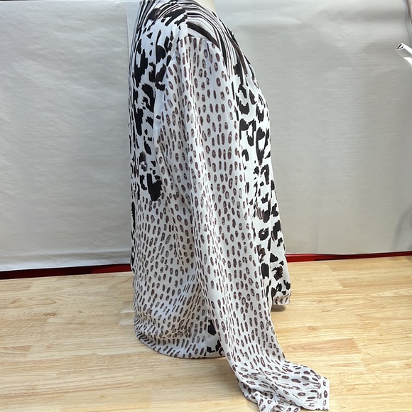 CAbi Animal Print Faux Wrap Scoop neck Long Sleeve Blouse - Picture 3 of 11